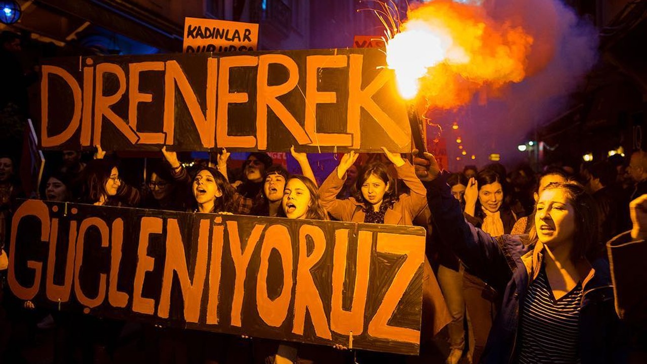 8 Mart Dünya Kadınlar Günü Nasıl Ortaya Çıktı? Okurken Dehşete Düşeceğiniz Bir Hikâyeye Dayanıyor…