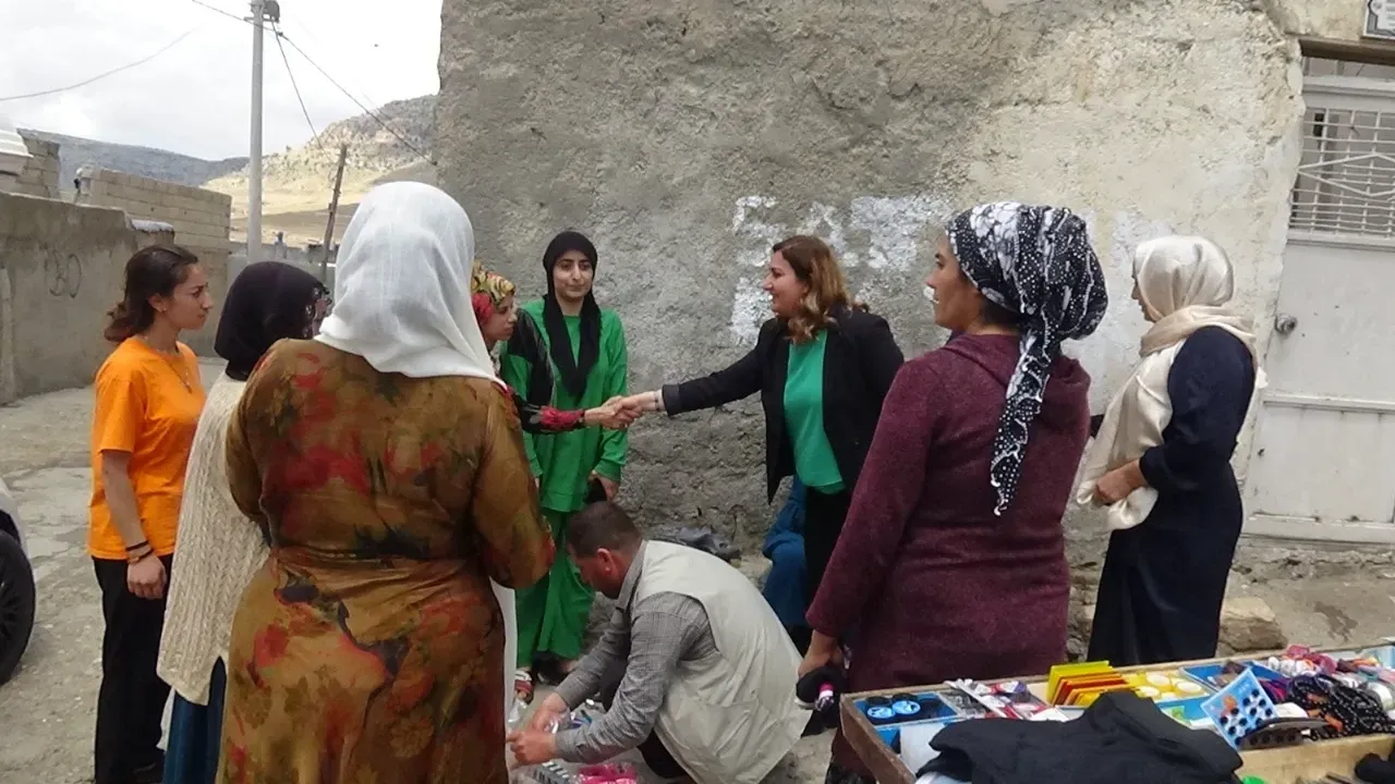 Derik Belediyesi Anneleri unutmadı